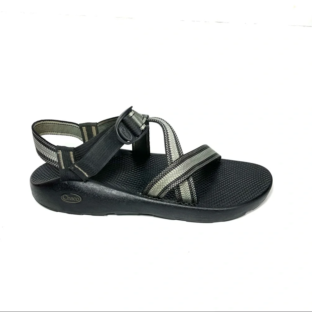 Chaco Sandals Men’s Size‎ 13 M Ankle Strap Vibram Gray Stripped Fabric